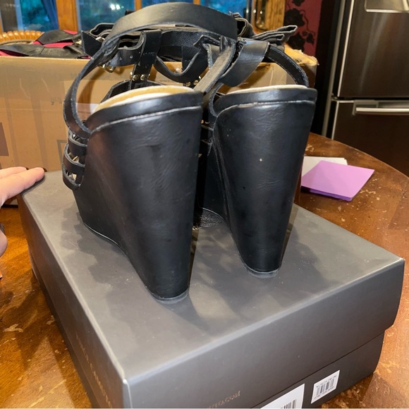 Madden girl exhibit wedge sandal - Picture 4 of 12